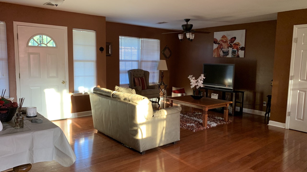 Photo of Livingroom in Wright