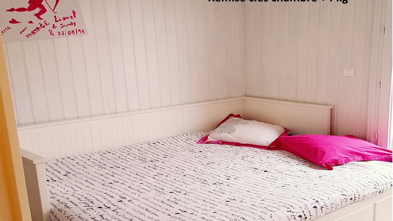 Photo of Bedroom in Mouilleron-le-Captif