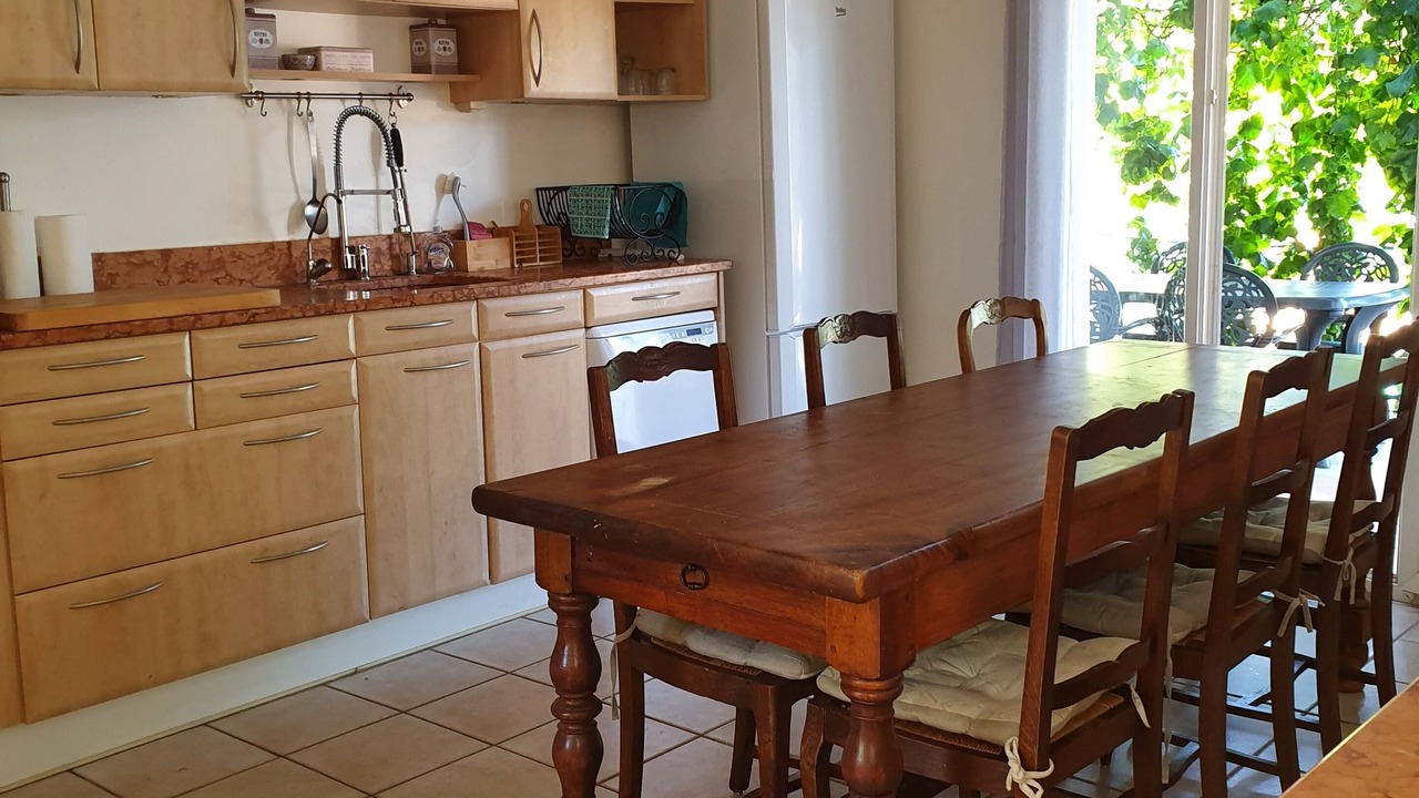 Photo of Others in Boisseron