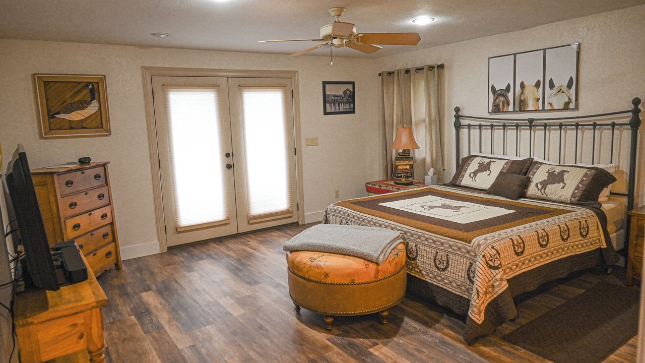 Photo of Bedroom in Edom