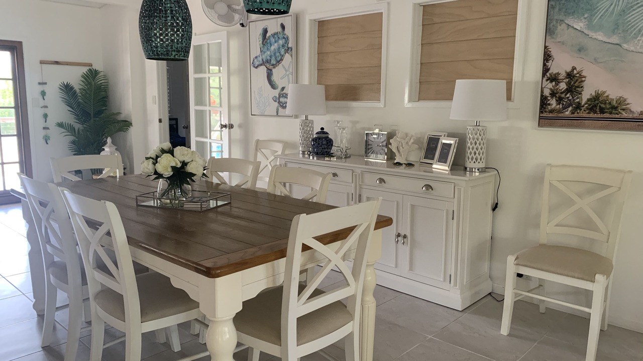 Photo of Livingroom in Rollingstone