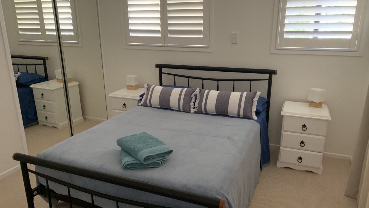 Photo of Others in Rollingstone