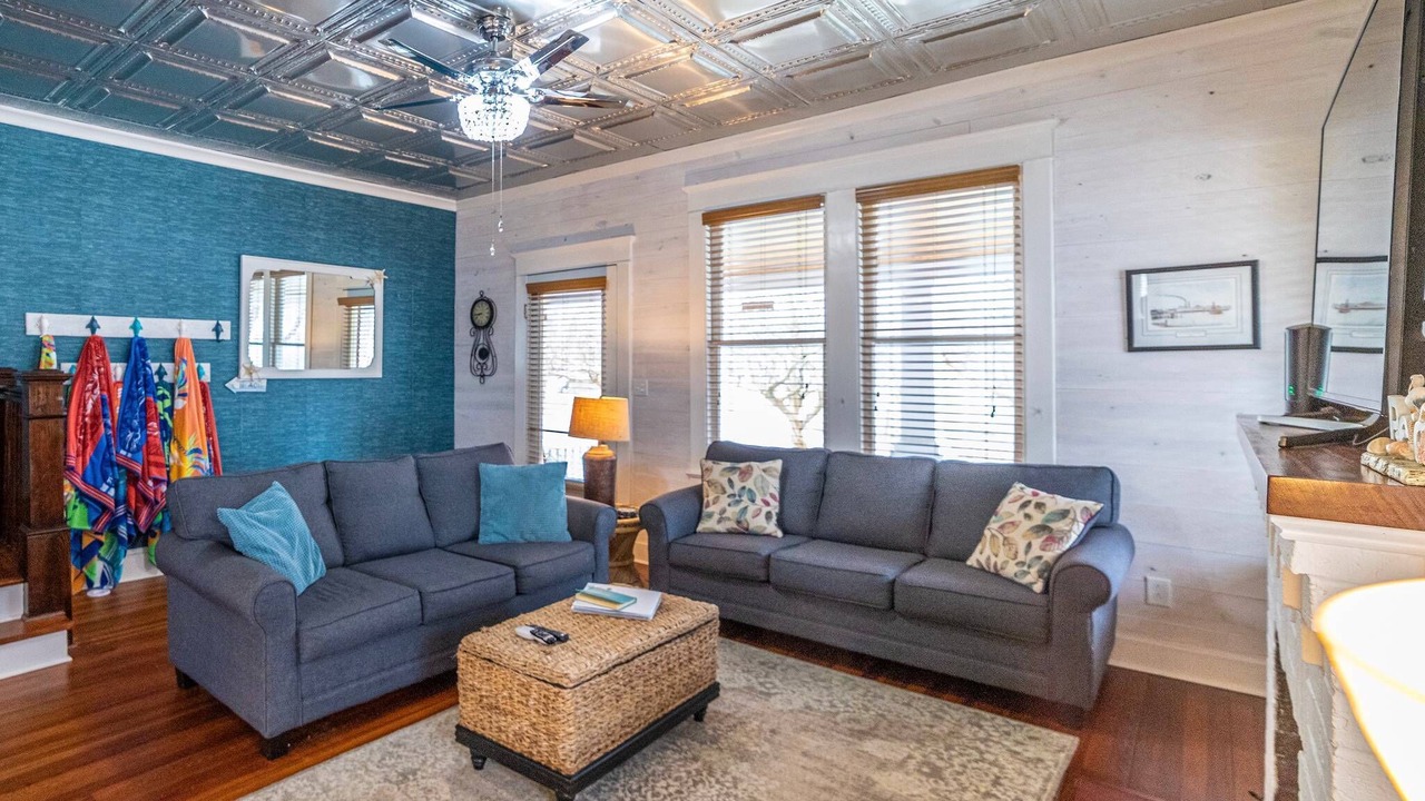 Photo of Livingroom in Sea Cottage Addition