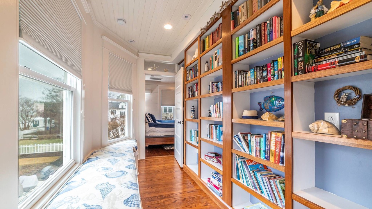 Photo of Others in Sea Cottage Addition