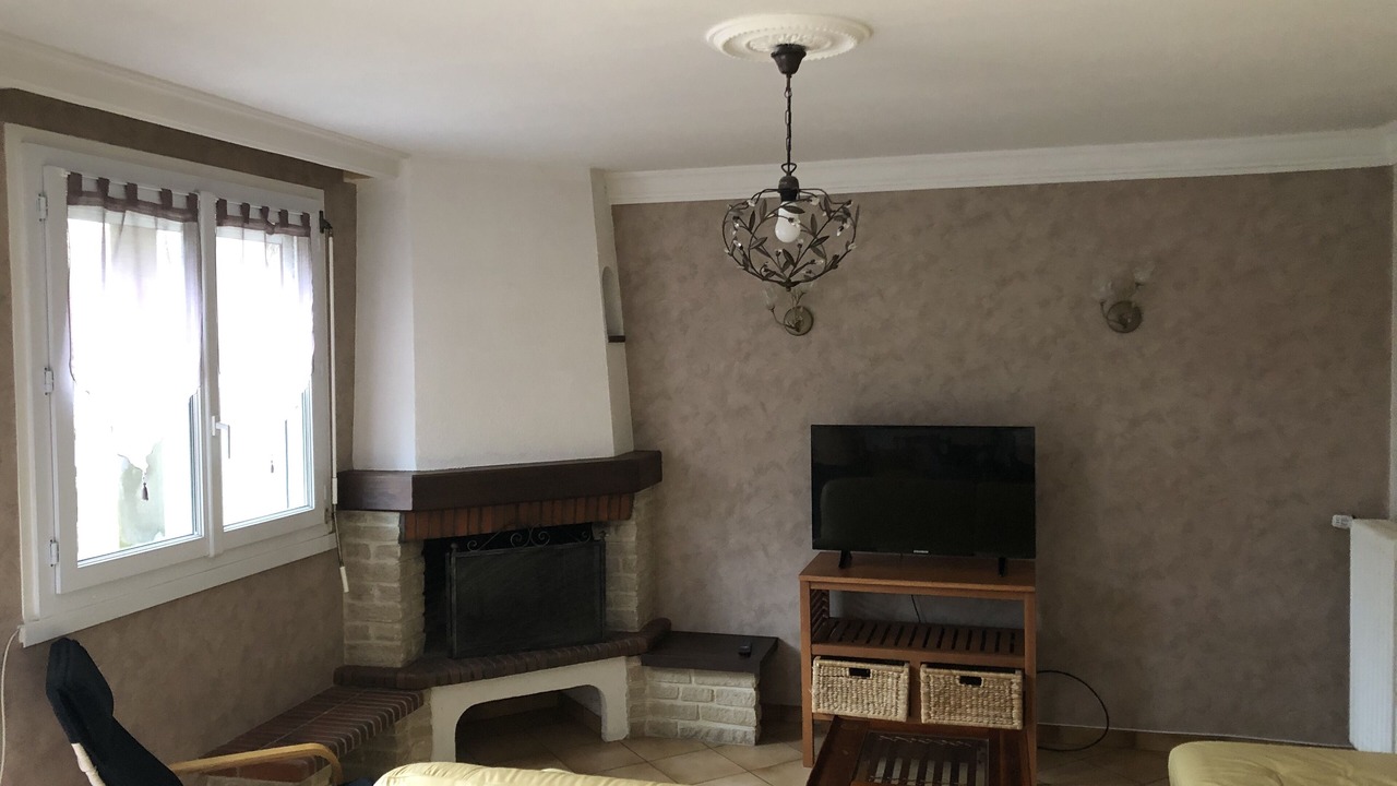 Photo of Livingroom in Herouville-Saint-Clair