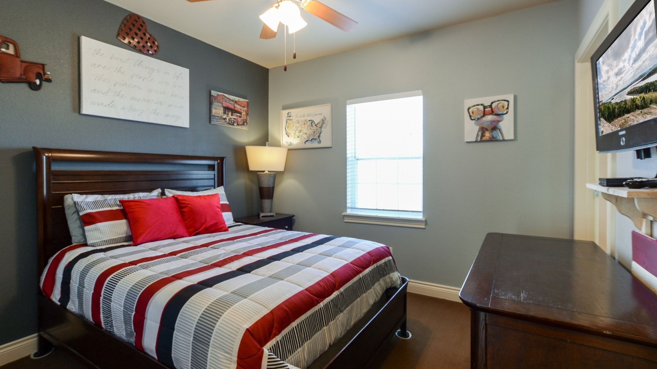 Photo of Bedroom in Branson