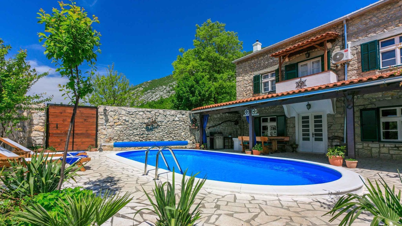 Photo of Outdoor in Drivenik