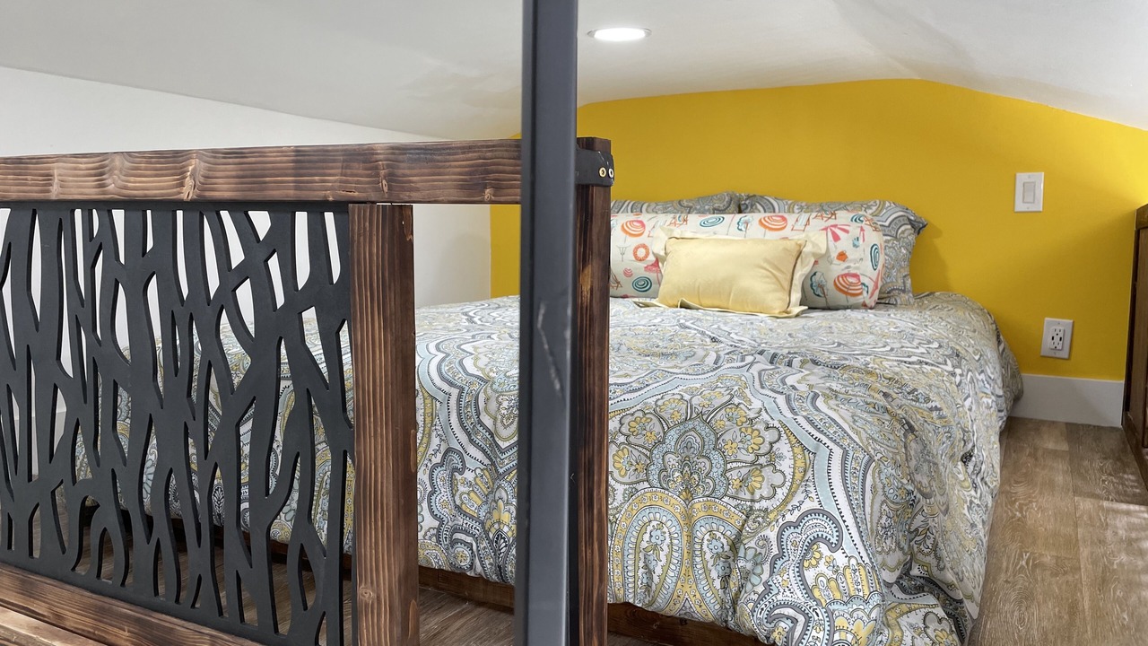 Photo of Bedroom in Lake Worth Corridor