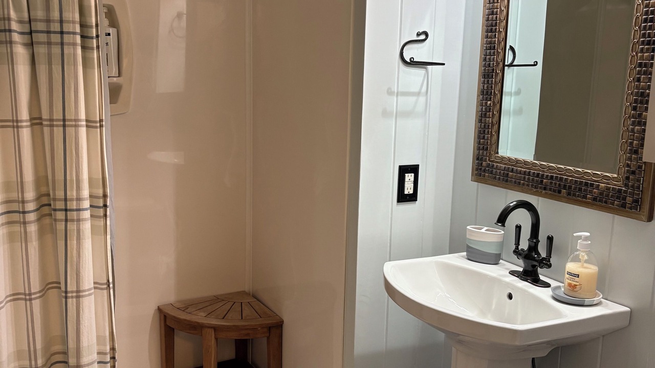 Photo of Bathroom in Nacogdoches