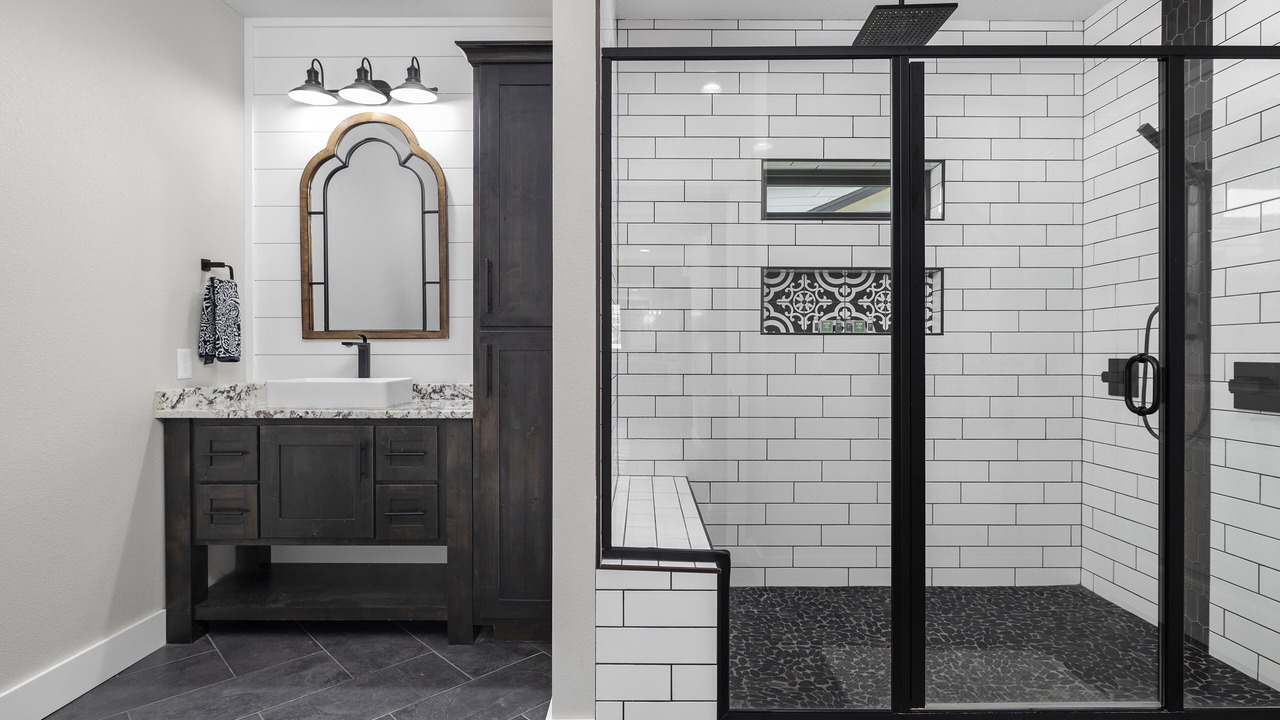 Photo of Bathroom in Eureka Springs