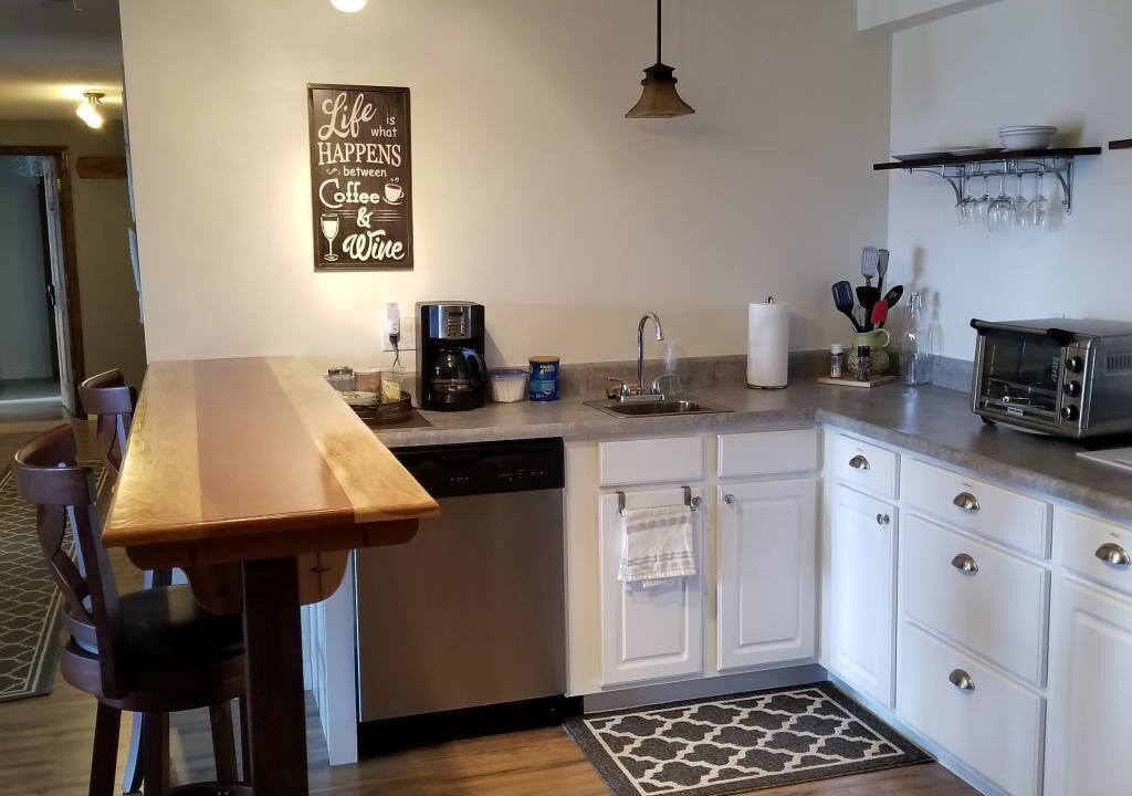 Photo of Others in Hermann