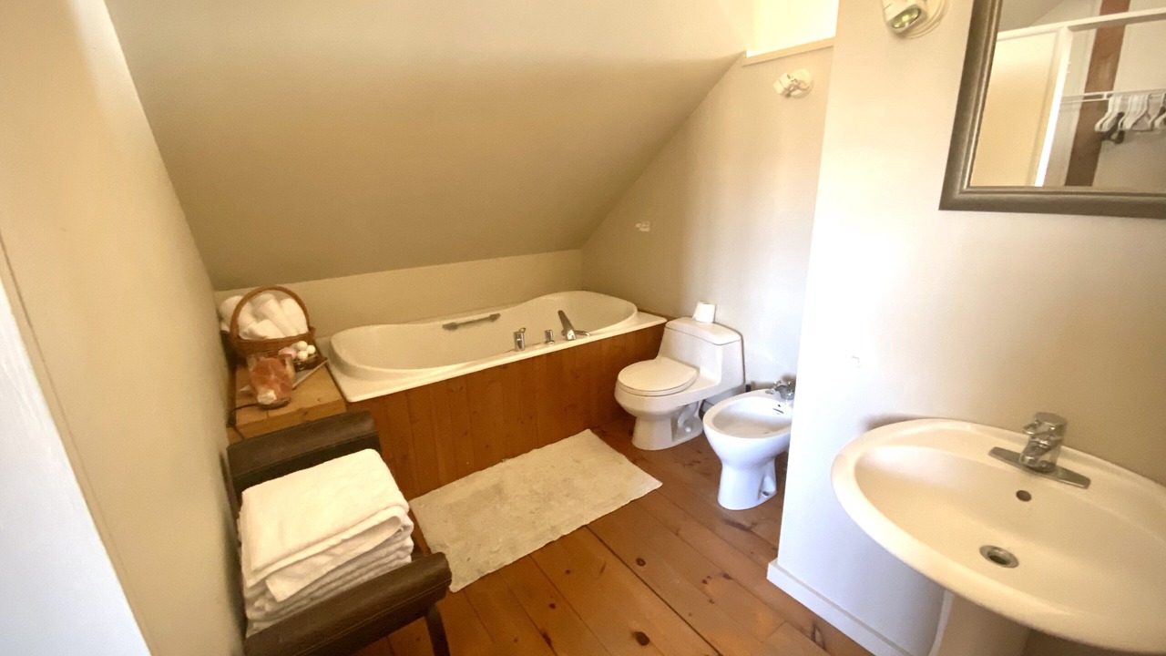 Photo of Bathroom in Tyendinaga