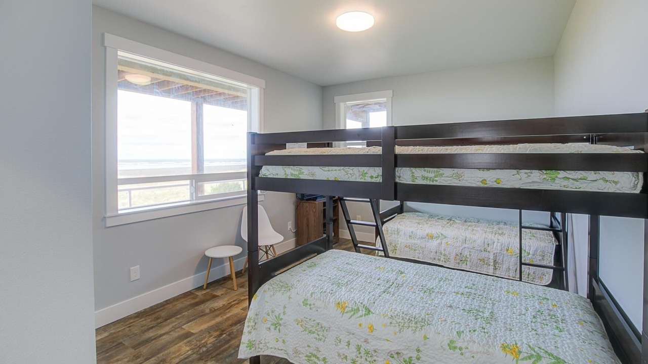 Photo of Bedroom in Moclips