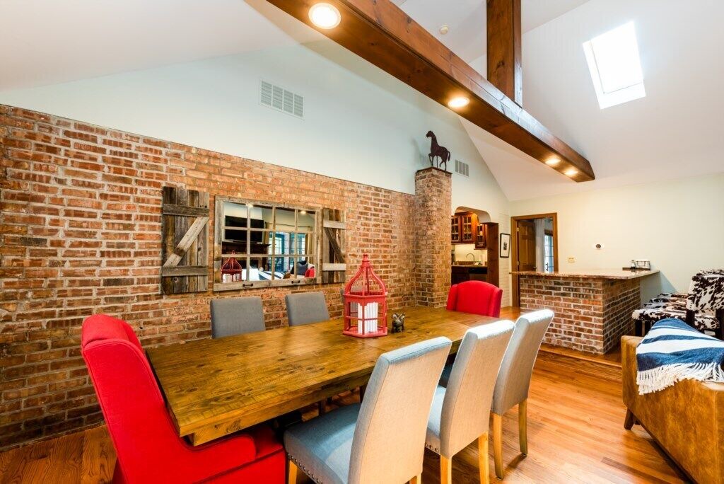 Photo of Others in Harbert