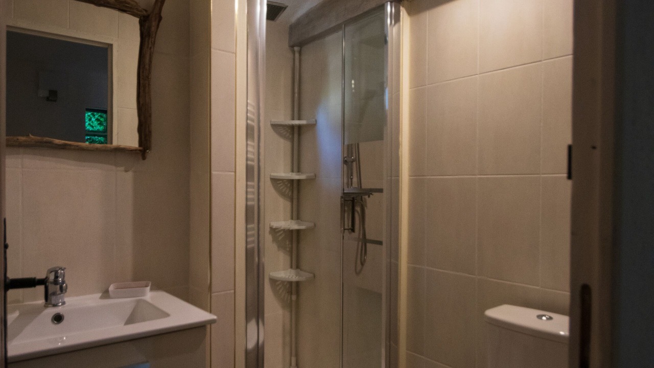 Photo of Bathroom in Gravieres