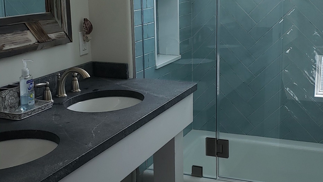 Photo of Bathroom in North End