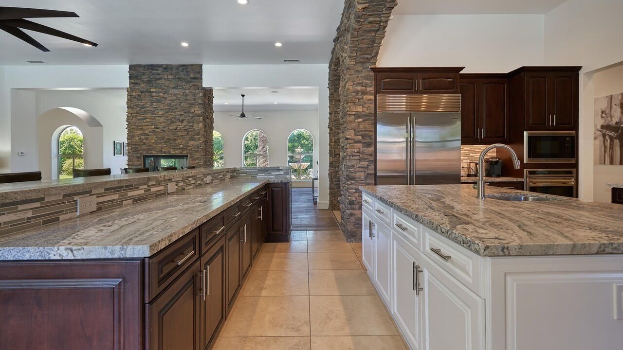Photo of Kitchen in The Movie Colony