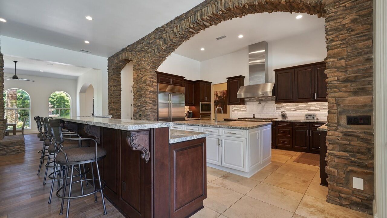 Photo of Kitchen in The Movie Colony