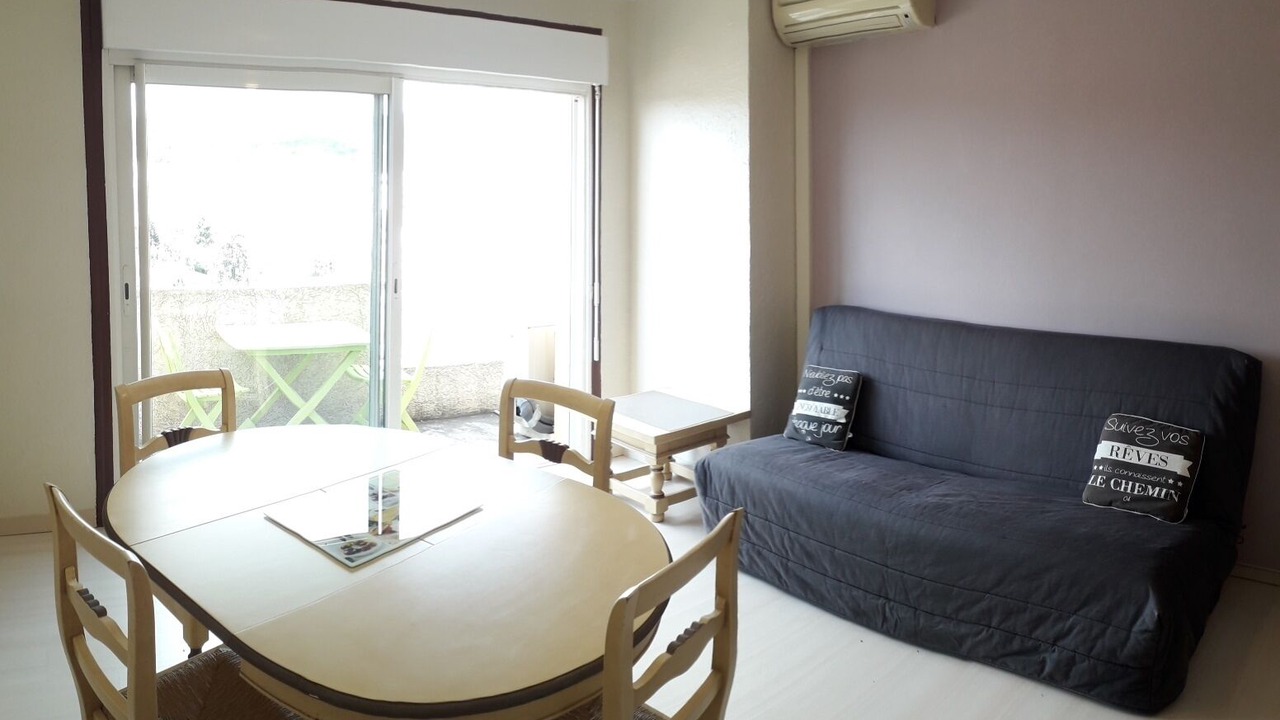 Photo of Livingroom in Centre Ville d'Ales