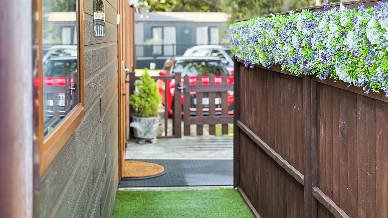 Photo of Outdoor in Corton