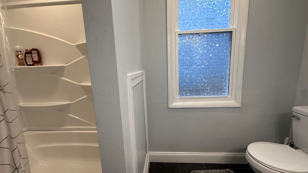 Photo of Bathroom in South Side Slopes