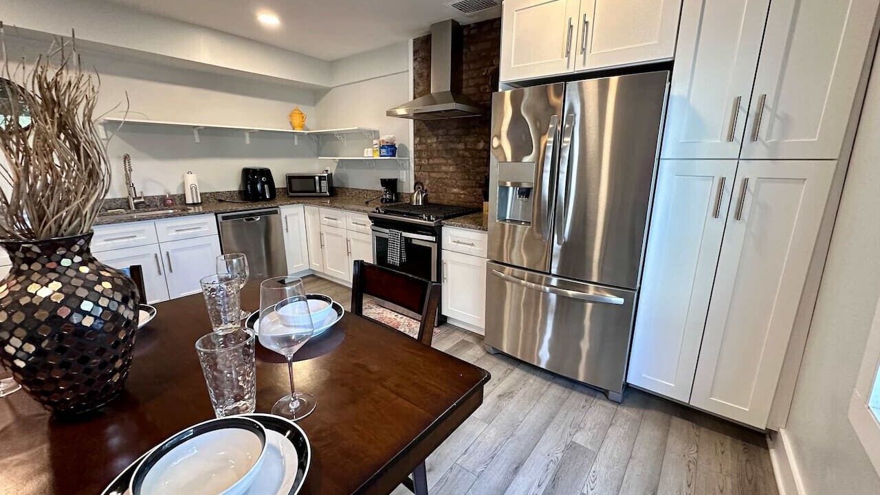 Photo of Kitchen in South Side Slopes