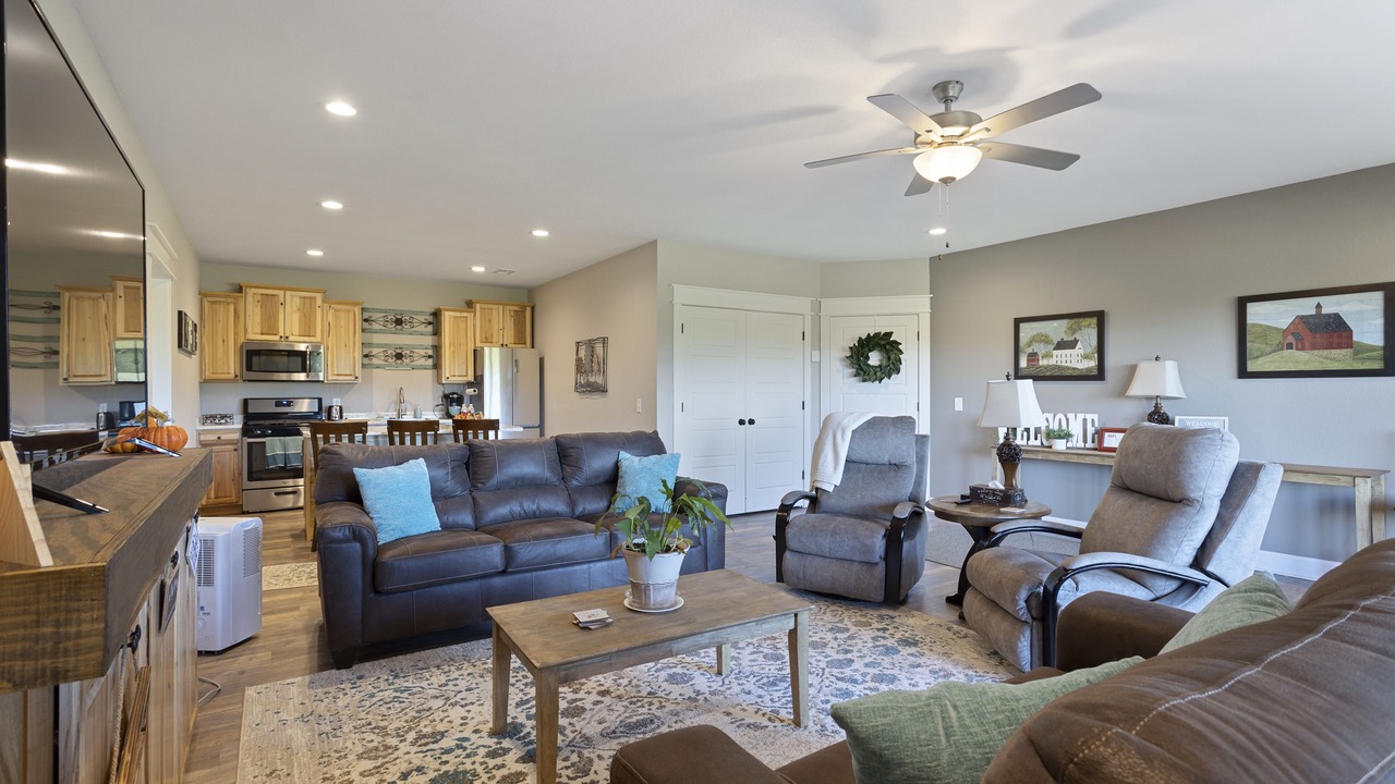Photo of Livingroom in Landrum