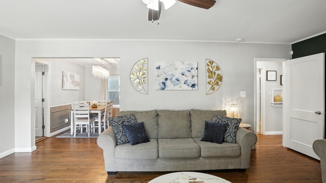 Photo of Livingroom in Tulsa