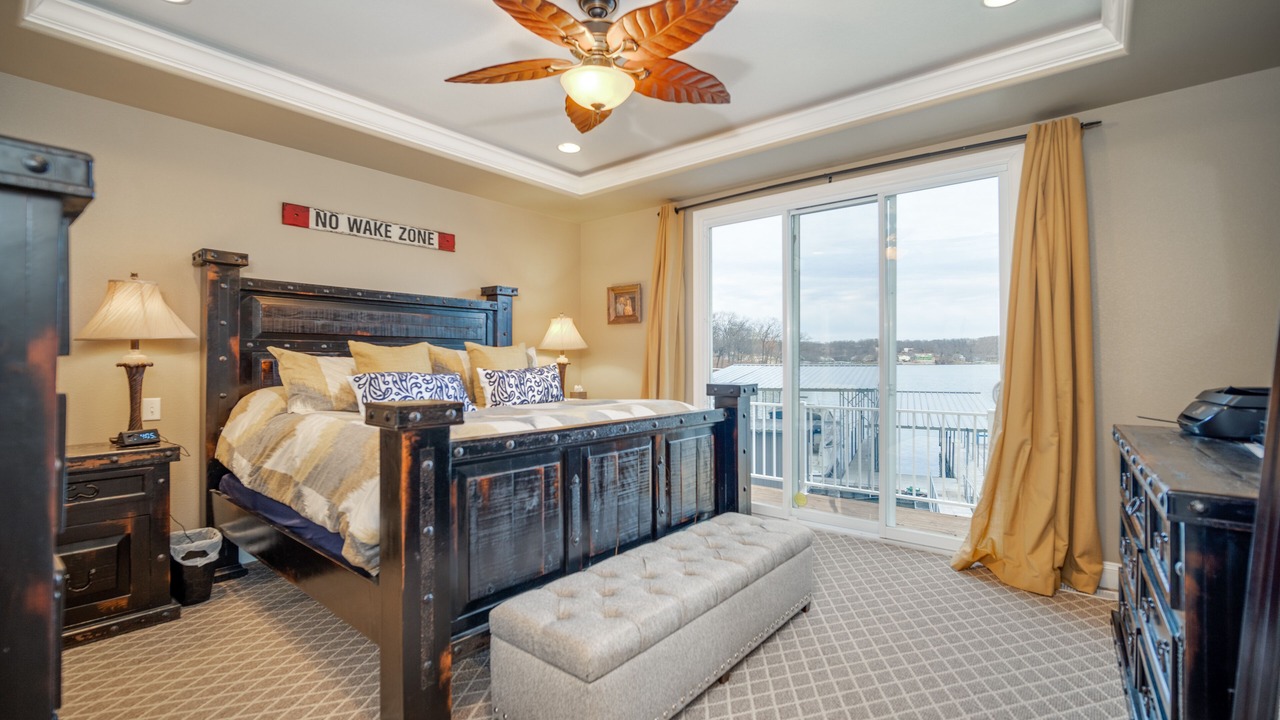 Photo of Bedroom in Sunrise Beach