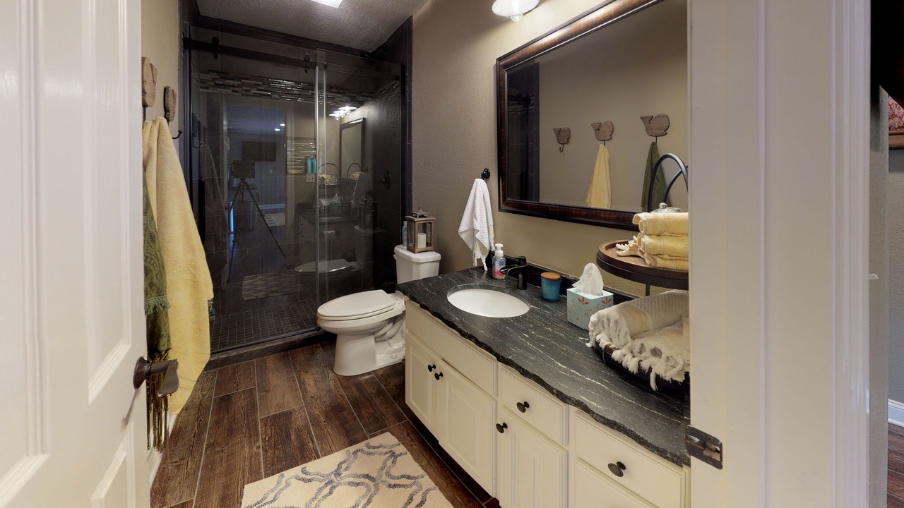 Photo of Bathroom in Sunrise Beach
