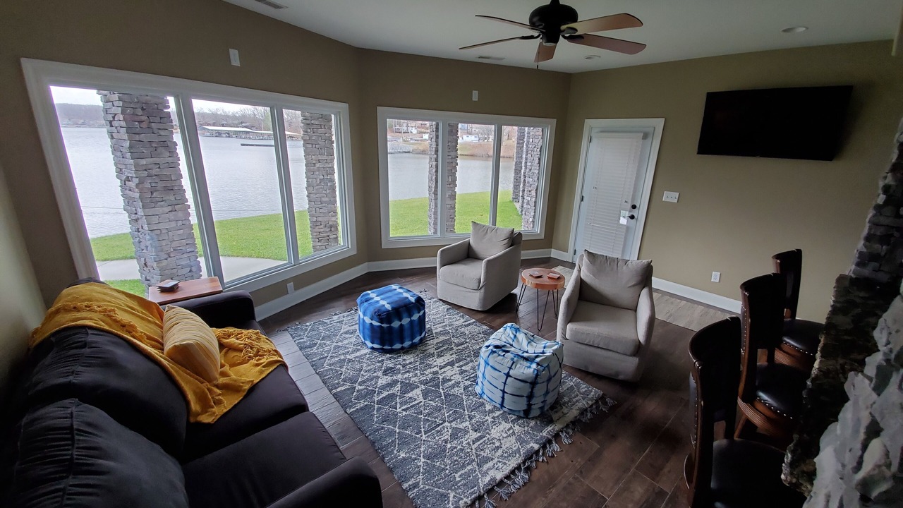 Photo of Livingroom in Sunrise Beach