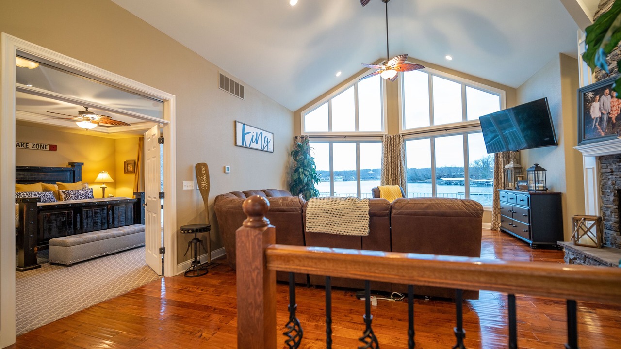 Photo of Livingroom in Sunrise Beach