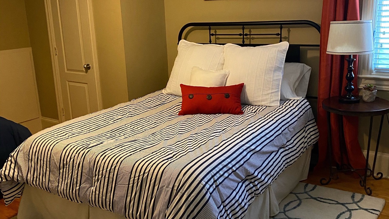 Photo of Bedroom in Flowery Branch