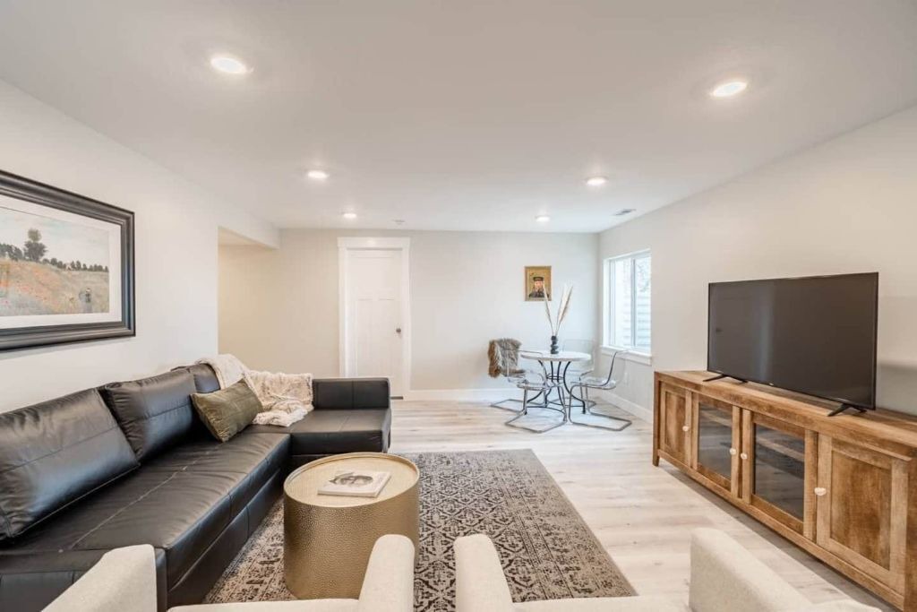 Photo of Livingroom in Pleasant Grove