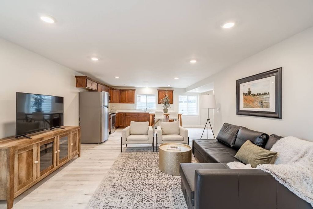 Photo of Livingroom in Pleasant Grove