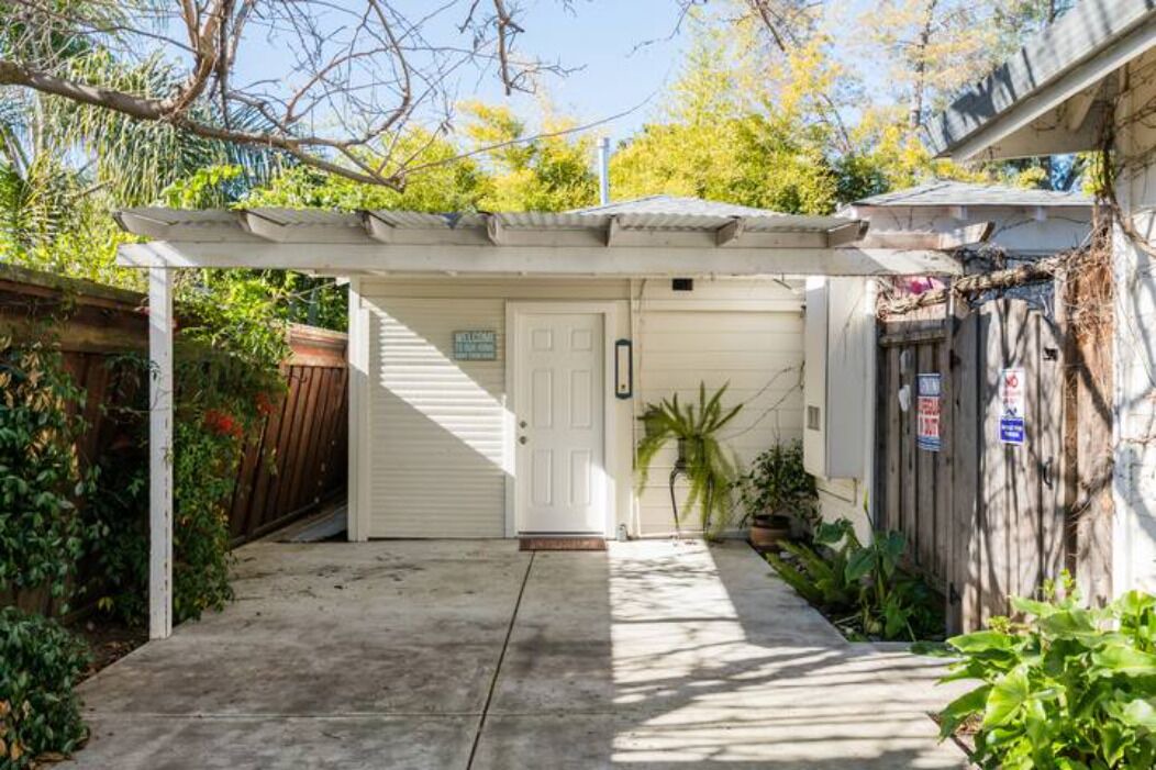 Photo of Outdoor in Shoreline West