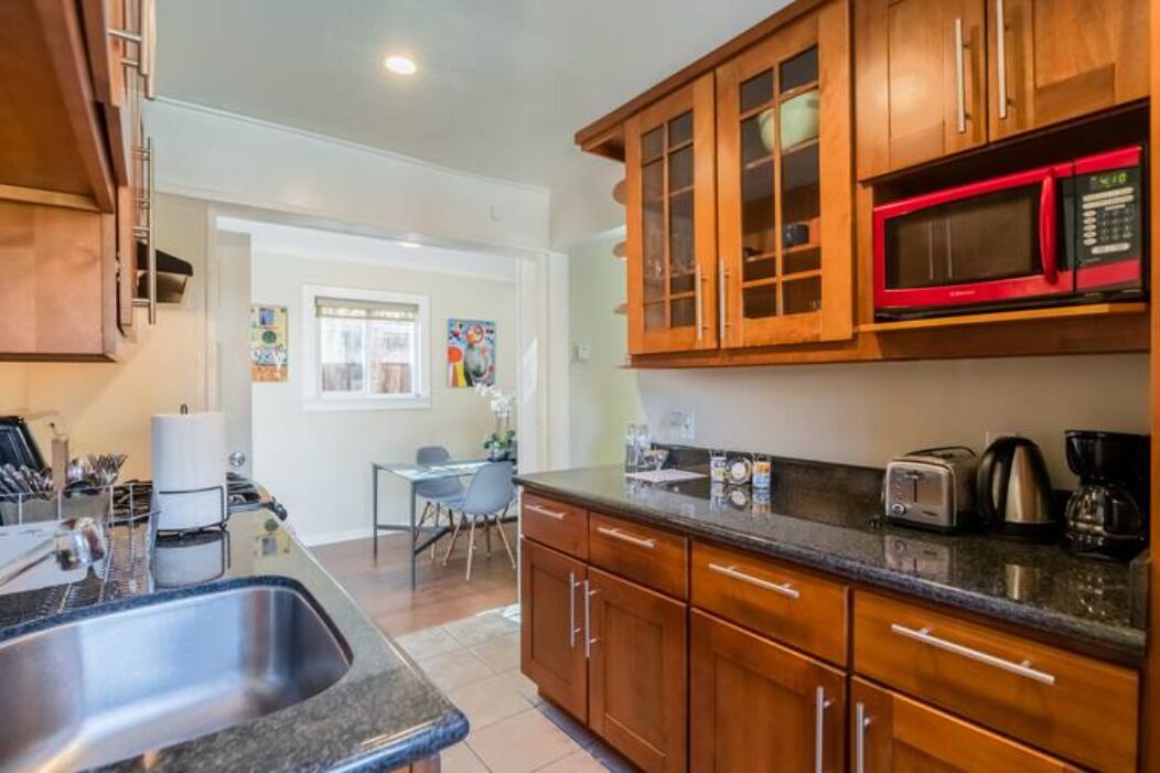 Photo of Kitchen in Shoreline West