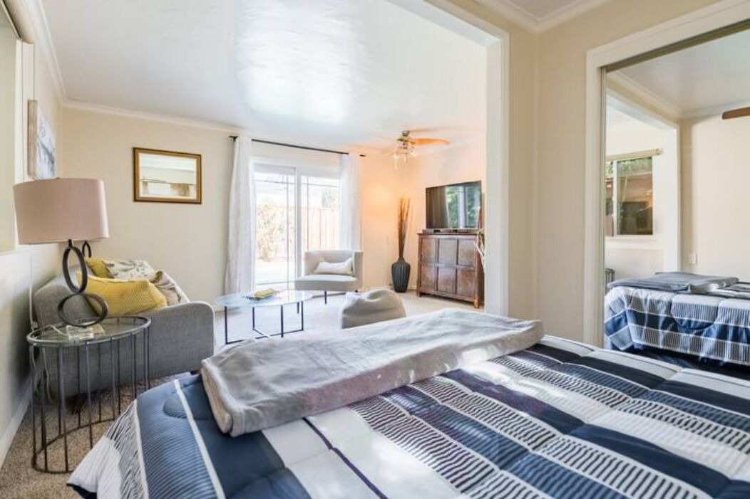 Photo of Bedroom in Shoreline West