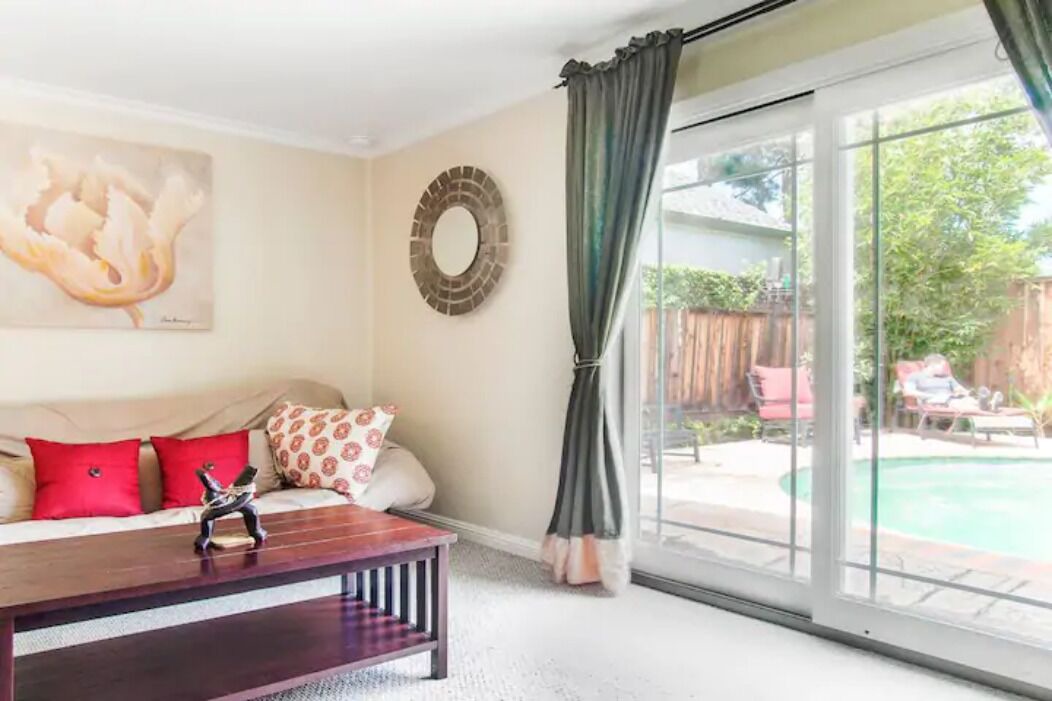 Photo of Livingroom in Shoreline West