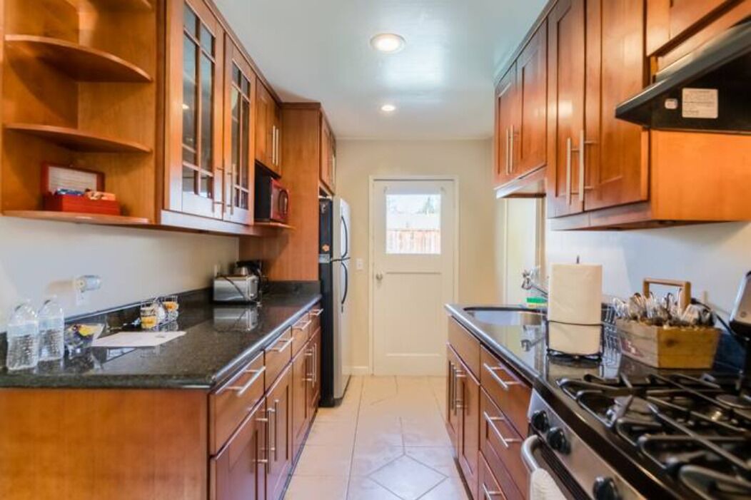 Photo of Kitchen in Shoreline West