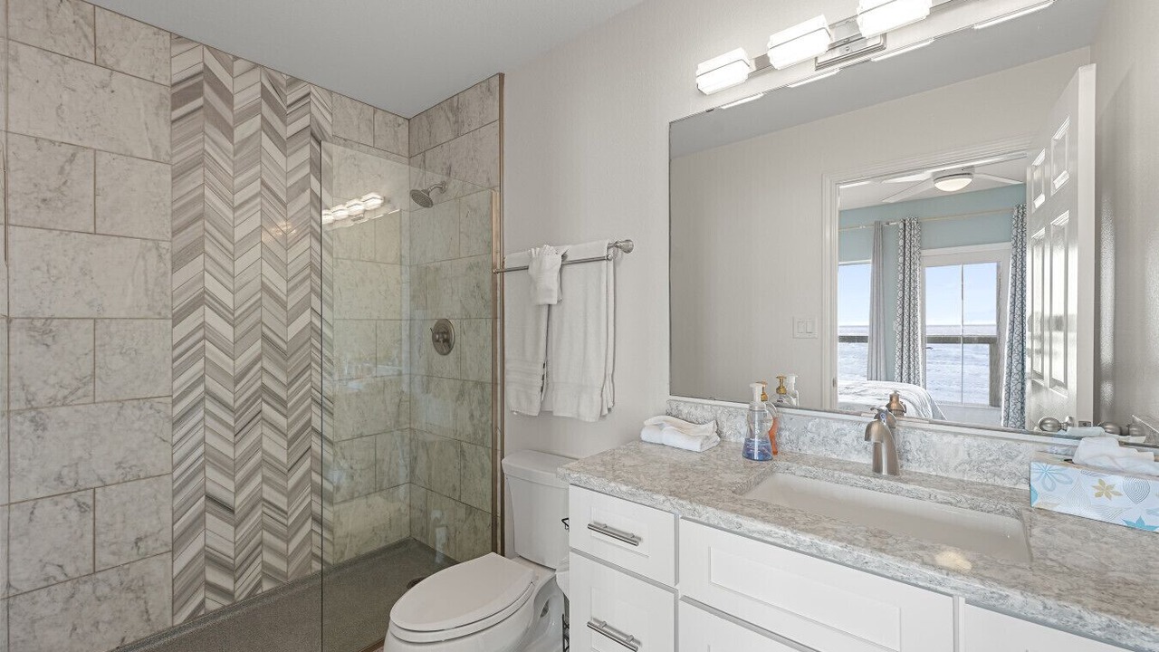 Photo of Bathroom in Sands Of Kahala Beach