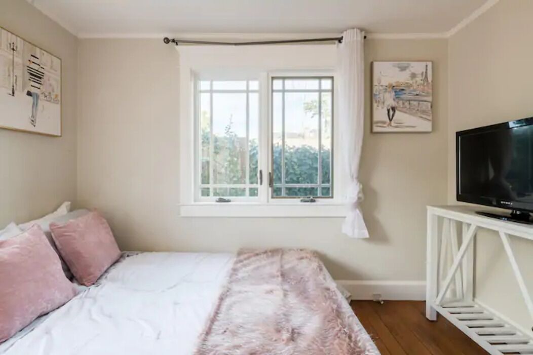 Photo of Bedroom in Shoreline West