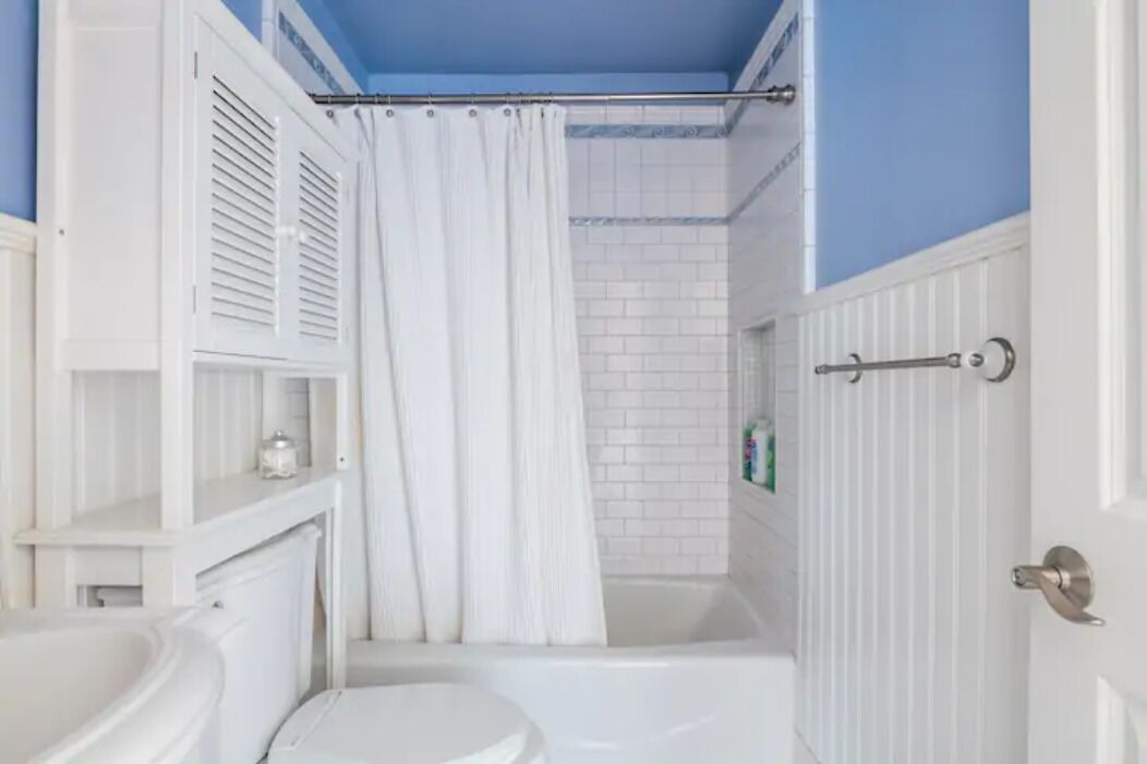 Photo of Bathroom in Shoreline West