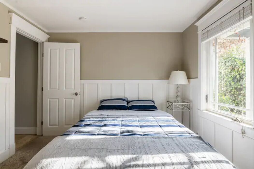 Photo of Bedroom in Shoreline West