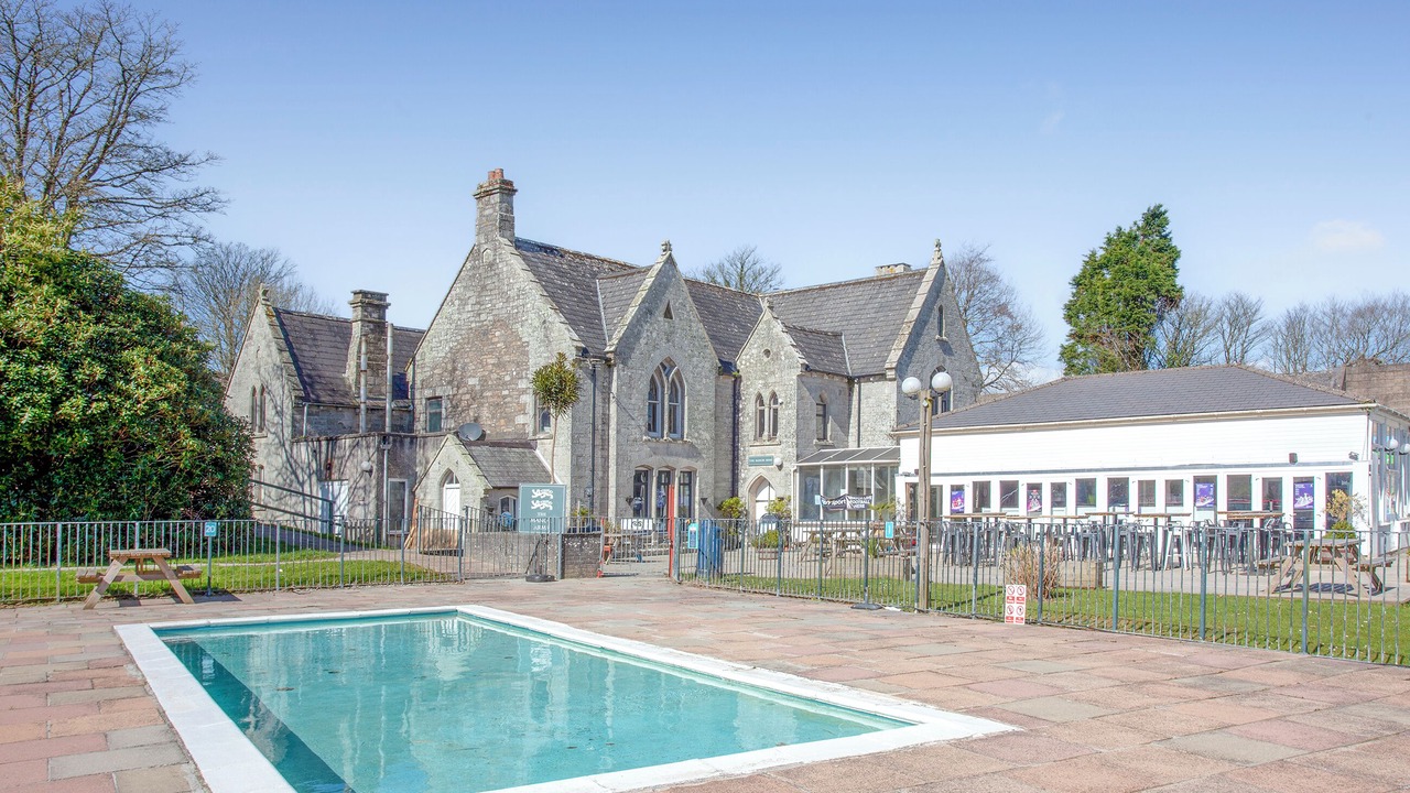 Photo of Others in Saint Columb Major