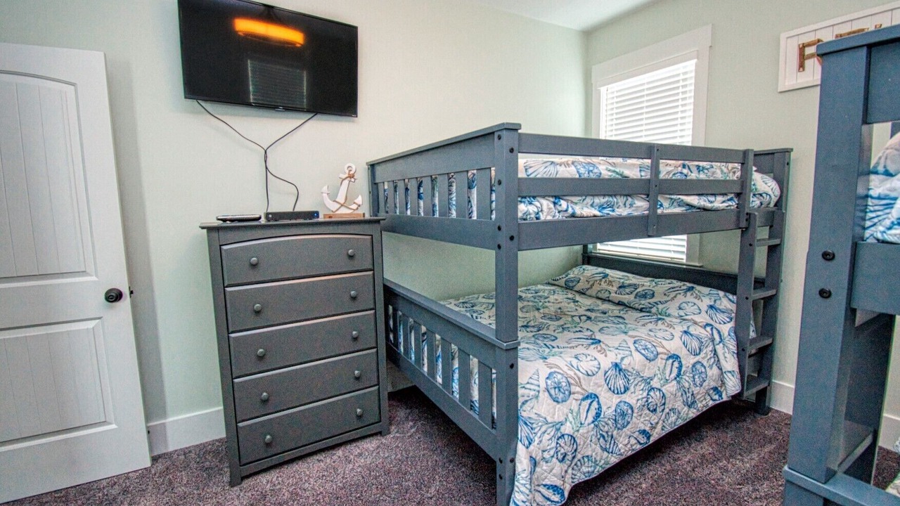 Photo of Bedroom in North Carolina Coast