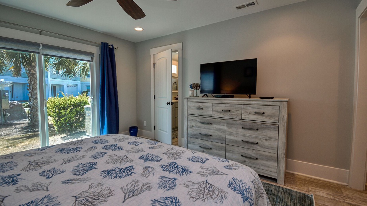 Photo of Bedroom in North Carolina Coast