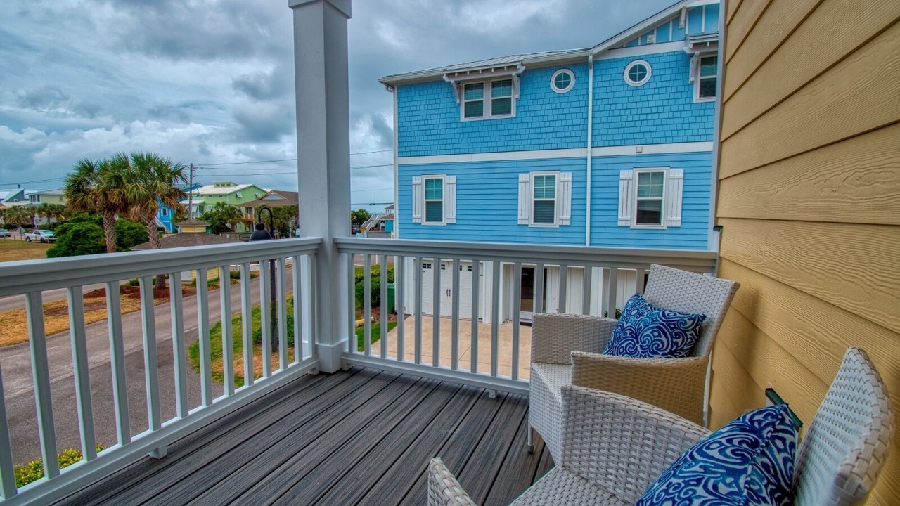 Photo of Patio Balcony in North Carolina Coast