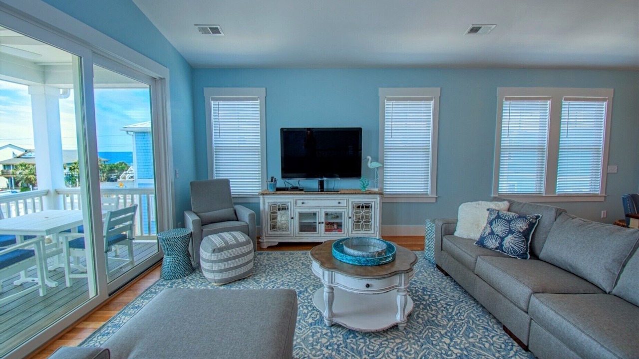 Photo of Livingroom in North Carolina Coast