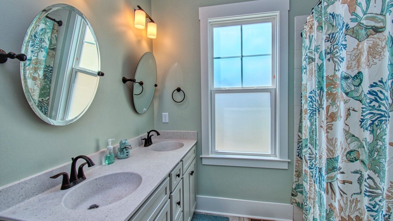 Photo of Bathroom in North Carolina Coast